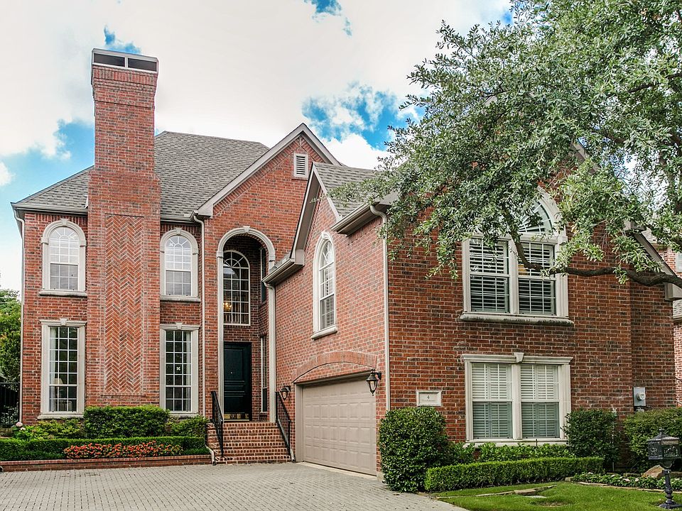 1st image of 4 Birchmont Ln