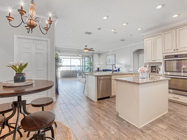 485 Blue Cypress Dr — Photo 13