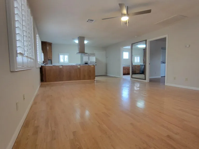 1650 Belcastro St #GUEST HOUSE — Photo 2