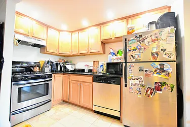 Rented by Dakis Group LLC