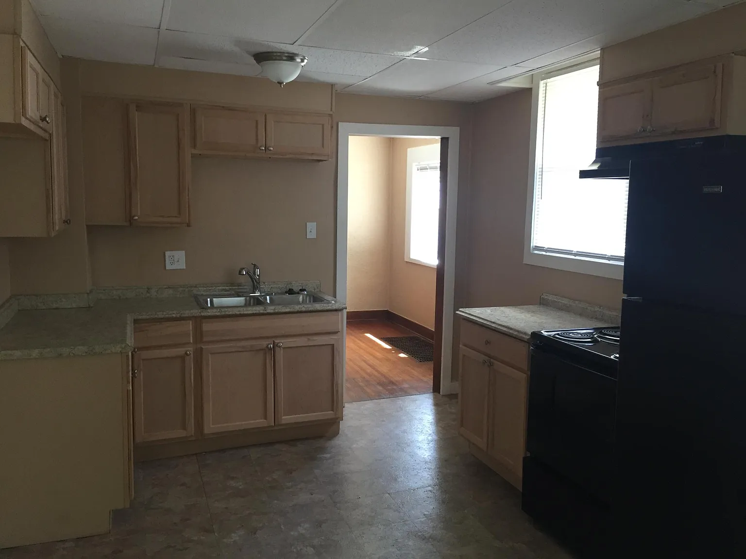16 Camden Ave photo 1
