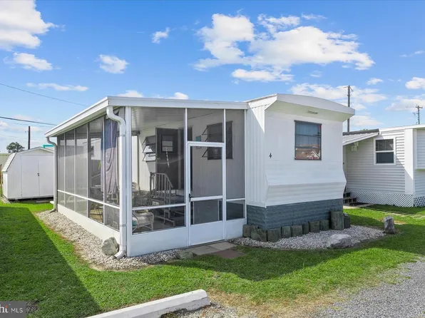 39040 Briny Ln, Fenwick Island, DE 19944