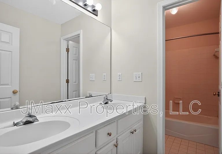 5594 Mountain View Pass — Photo 16