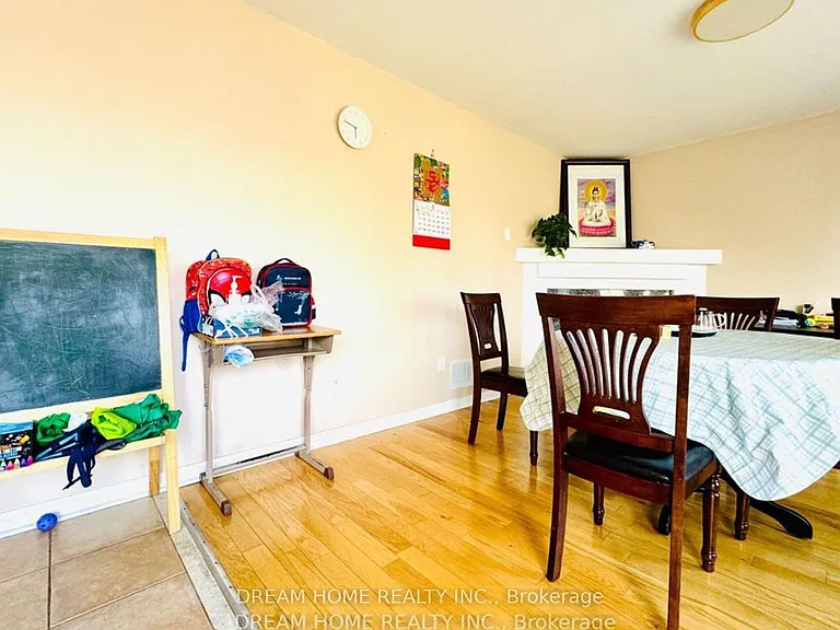 23 Wiltshire Dr — Photo 5