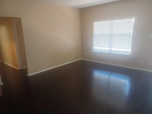 5721 Swords Dr — Photo 5