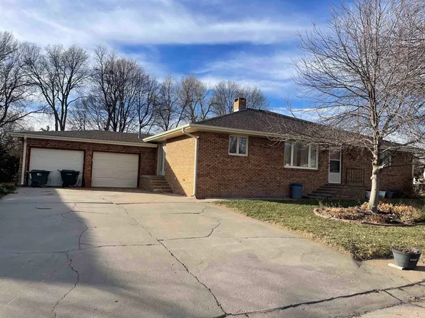 1920 Avenue H, Gothenburg, NE 69138