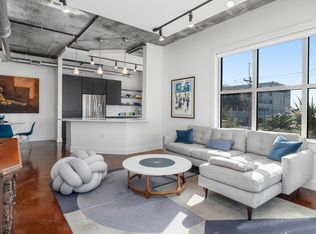 150 Bee St APT 301, Charleston, SC 29401