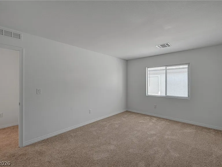 630 Great River Ave — Photo 50