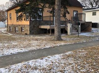 902 N 13th St, Bismarck, ND 58501