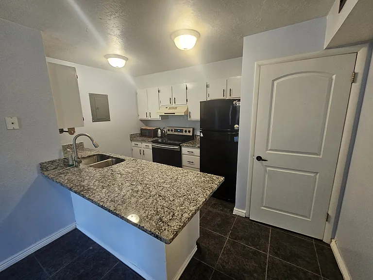 1199 E Waterside Cv #12 — Photo 1