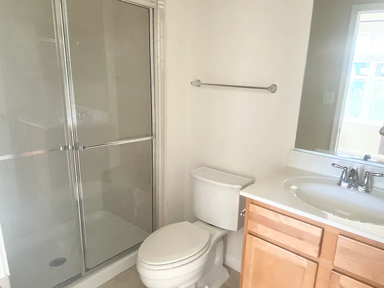 675 Anacostia Ave NE — Photo 13
