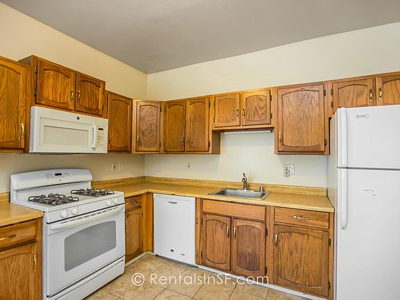 3rd image of 1094 Capitol Ave