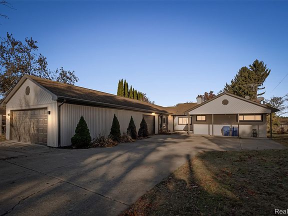 3rd image of 6440 Andersonville Rd
