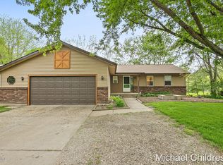 6033 Samrick Ave NE, Belmont, MI 49306