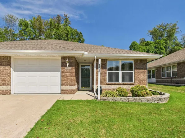 1535 Meadowhill Dr, Mountain Home, AR 72653