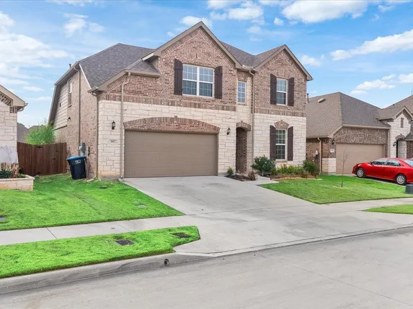 817 Crest Breeze Dr, Haslet, TX 76052