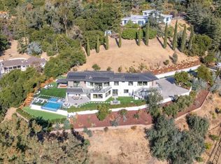 12868 Viscaino Rd, Los Altos Hills, CA 94022