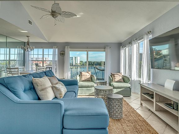 2nd image of 705 Gulf Shore Dr Unit 105