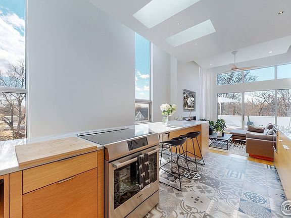 5th image of 1125 W 37th Ave #1