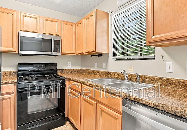 281 Flagstone Way — Photo 12