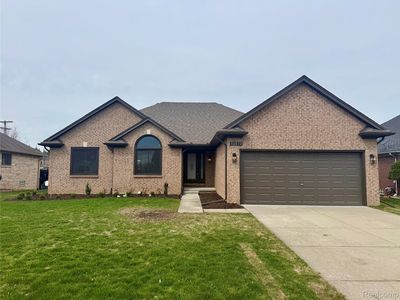51073 Pinewood Dr, Macomb, MI, 48042