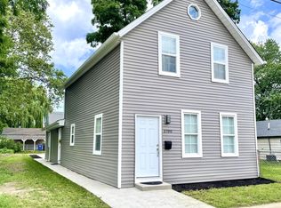 3700 Siam Ave, Cleveland, OH 44113