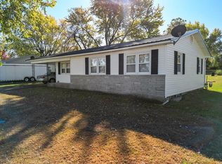 212M E Clouse St, Mountain Grove, MO 65711