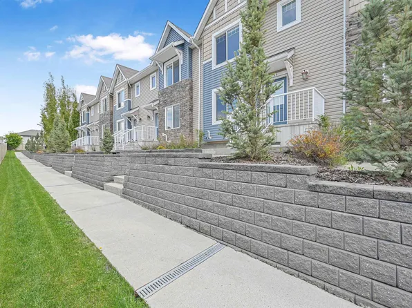 2922 Maple Way NW #35, Edmonton, AB T6T 1A5