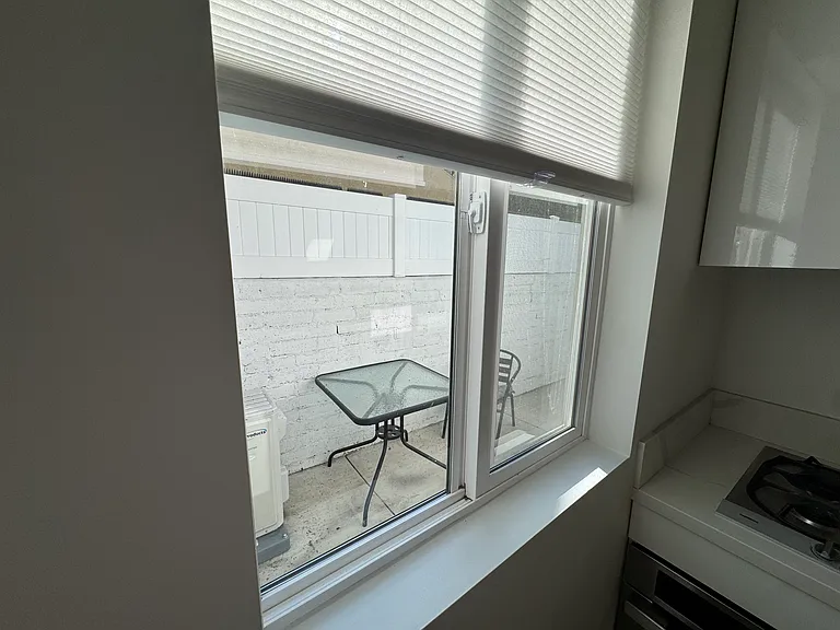 808B Burchett St — Photo 15