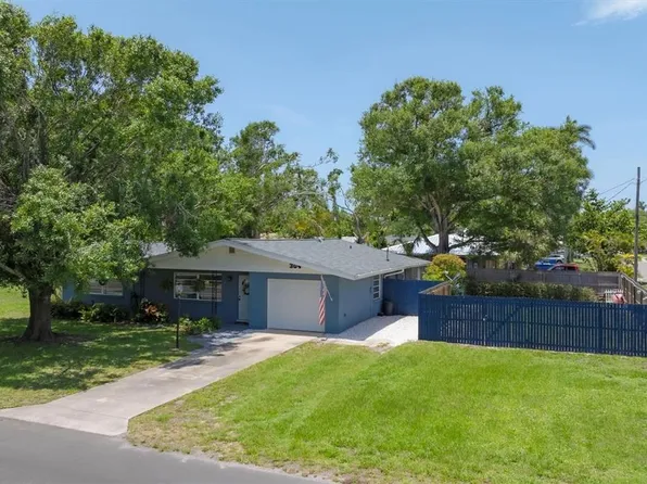304 34th St W, Bradenton, FL 34205