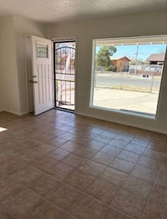 2nd image of 5012 Bragg Ave #B