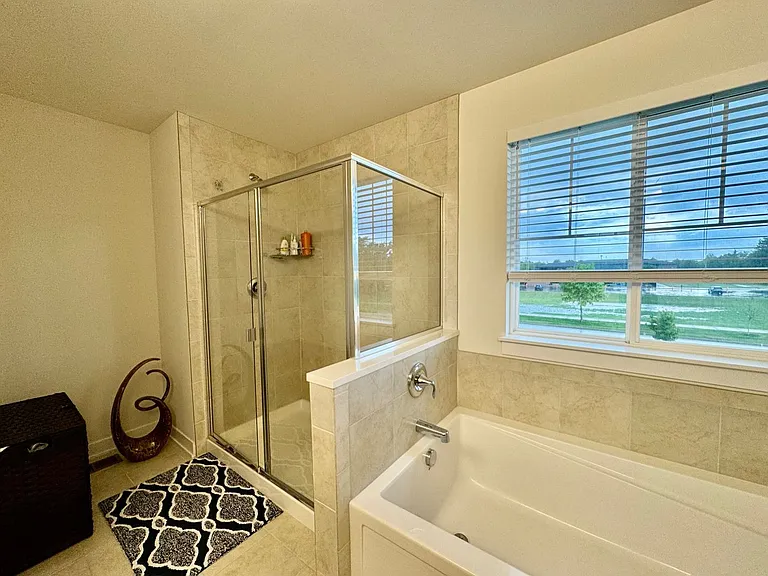 233 Farmstead Ct — Photo 33