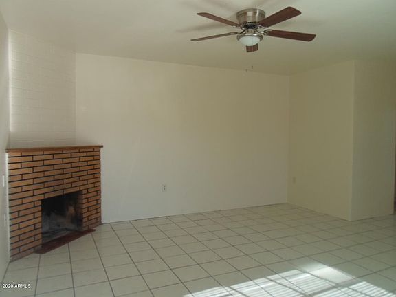 3rd image of 730 E 1st Ave