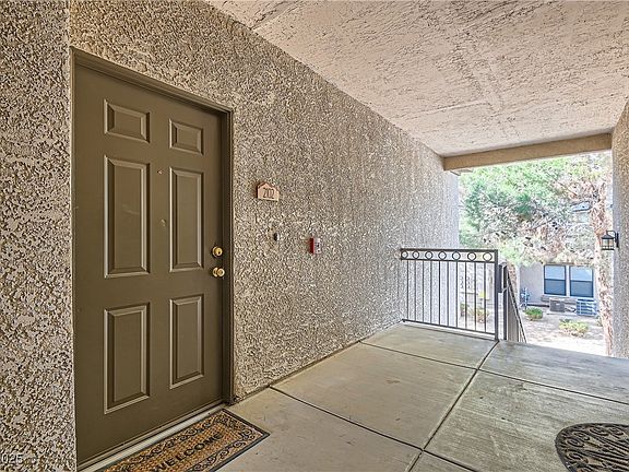 3rd image of 8250 N Grand Canyon Dr Unit 2102