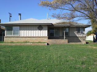 3443 E Weldon Ave, Fresno, CA 93703