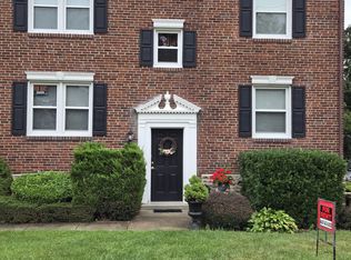 207 Hiawatha Ln, Drexel Hill, PA 19026