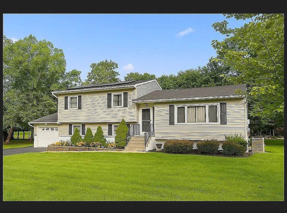 16 Amy Rd