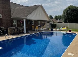 2655 Bell Rd, Newburgh, IN 47630