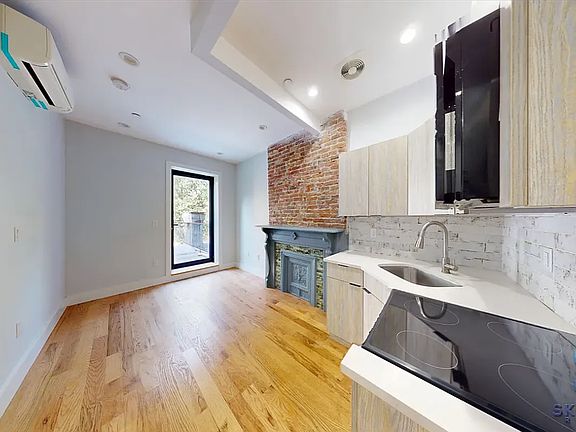 2nd image of 1167 Dean St #2BL