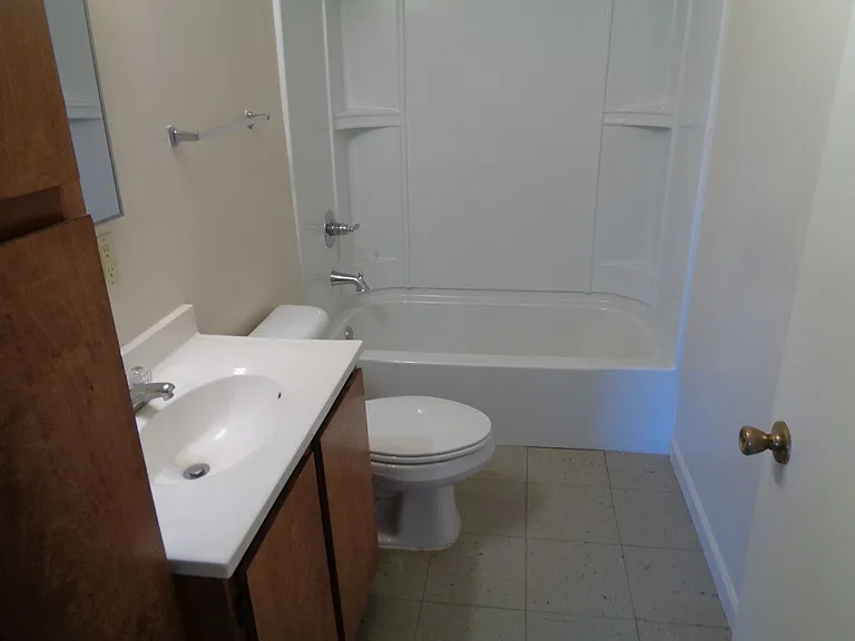 1475 Hadorn Rd — Photo 13