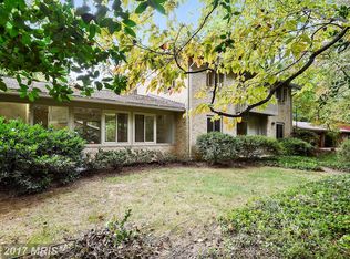 8029 Fenway Rd, Bethesda, MD 20817