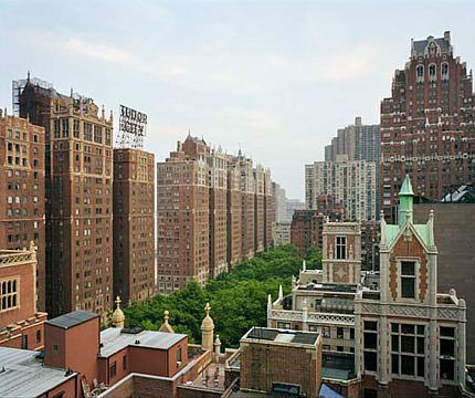 3rd image of 307 E 44th St APT 1602