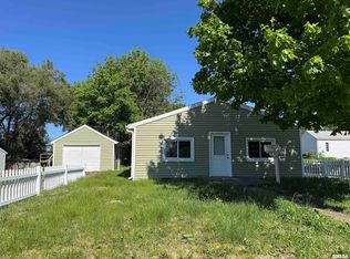 1322 Morton St, Pekin, IL 61554