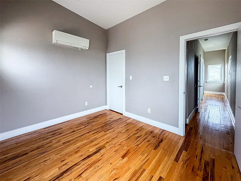 1416 Dumble St — Photo 12