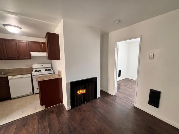 20954 Bryant St #17, Canoga Park, CA 91304