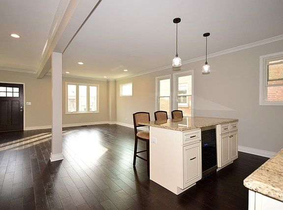 5th image of 2214 N 75th Ct