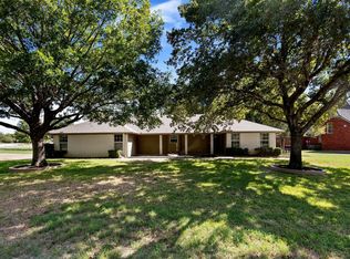 23155 Whispering Meadow Dr, Whitney, TX 76692
