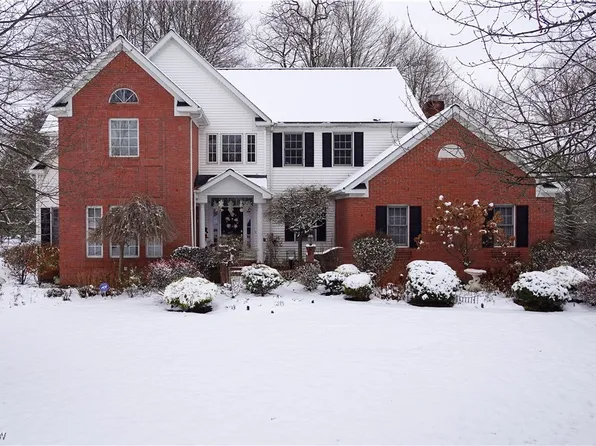 24 Morning Song Ln, Hudson, OH 44236
