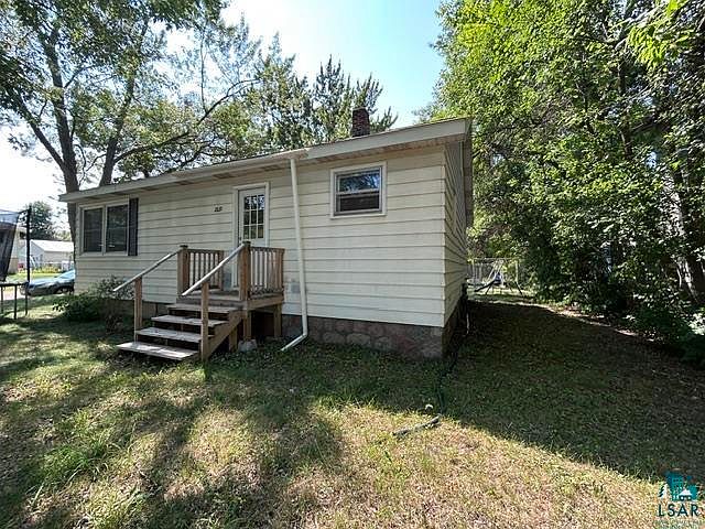 1st image of 2835 8th Ave E