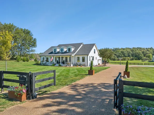 1836 Cayce Springs Rd, Thompsons Station, TN 37179